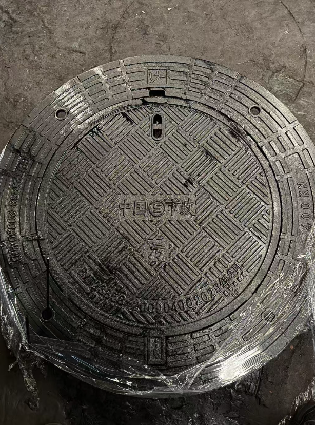 西双版纳球墨铸铁防沉降井盖展示